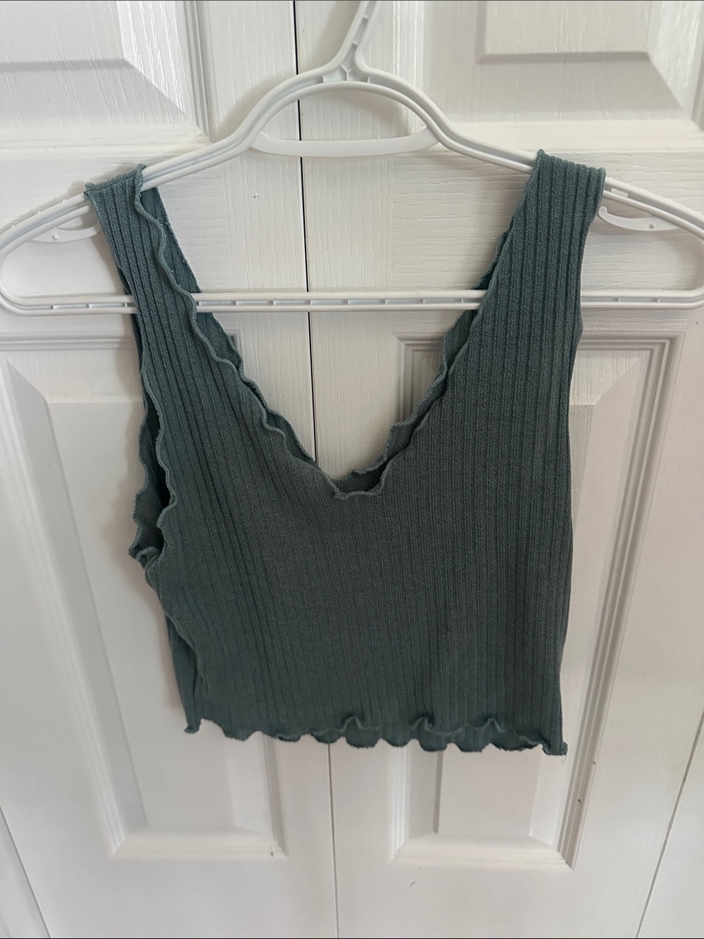 Ribbed V-Neck Cropped Tank Top - Sage Green